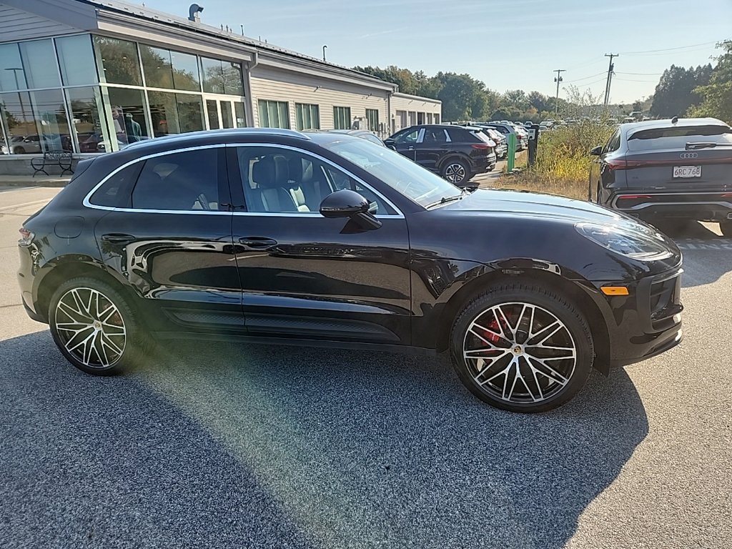 Used 2025 Porsche Macan S AWD/4WD image 4