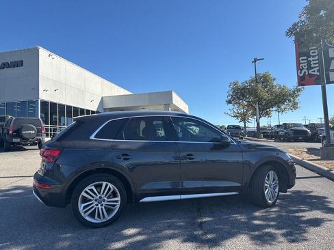 Used 2020 Audi Q5 2.0T Premium Plus w/ Premium Plus Package image 35