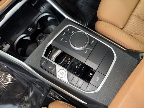 Certified 2024 BMW 330i Sedan w/ Convenience Package image 29