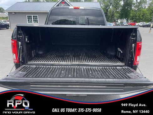 Used 2017 Ford F150 XLT image 14