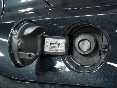 Used 2024 Chevrolet Corvette Z06 image 86