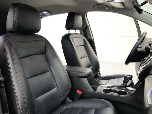 Used 2020 Chevrolet Equinox LT w/ Driver Convenience Package image 38