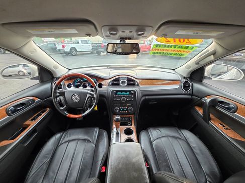 Used 2012 Buick Enclave Leather FWD image 2