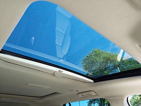 Used 2023 GMC Acadia Denali w/ LPO, Floor Liner Package FWD image 43