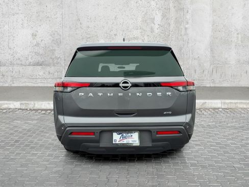 Used 2025 Nissan Pathfinder SV AWD/4WD image 10