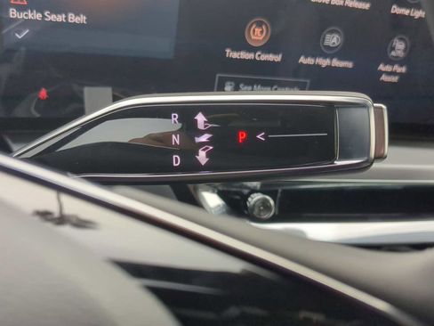 New 2025 Cadillac Lyriq Luxury image 22