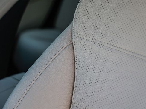 New 2025 Mercedes-Benz C 300 4MATIC Sedan image 26