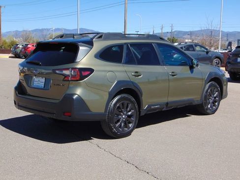 Certified 2025 Subaru Outback Onyx Edition AWD/4WD image 4