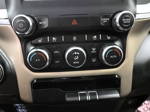 Used 2022 RAM 1500 Laramie AWD/4WD image 21