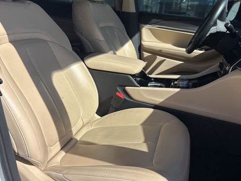 Used 2021 Jeep Grand Cherokee L Limited image 8