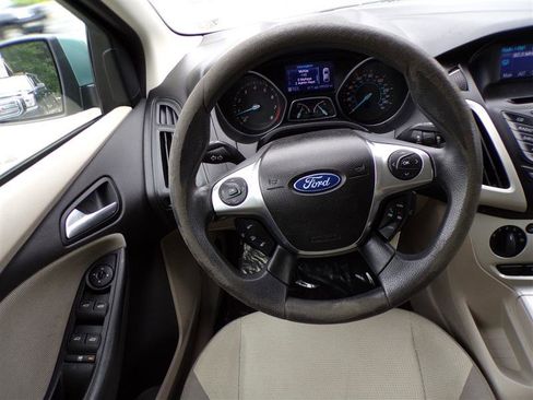Used 2012 Ford Focus SE image 31