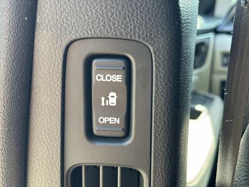 Used 2026 Honda Odyssey Elite image 21