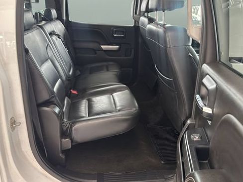 Used 2018 Chevrolet Silverado 2500 LT AWD/4WD image 17