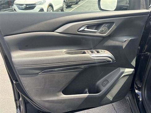 Certified 2024 Chevrolet Traverse LT w/ Midnight/Sport Edition image 22