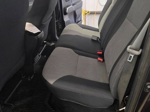 Used 2020 Toyota Tacoma TRD Off-Road w/ Technology Package image 32