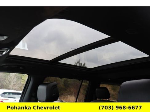 Used 2024 Jeep Wagoneer 4WD w/ Premium Group I image 23