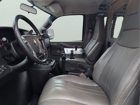 Used 2019 Chevrolet Express 2500 w/ Driver Convenience Package image 23