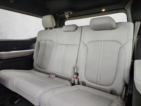New 2026 Jeep Grand Wagoneer 2WD image 17