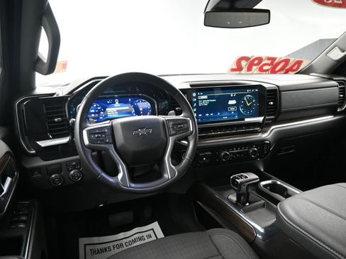 Used 2023 Chevrolet Silverado 1500 RST image 18