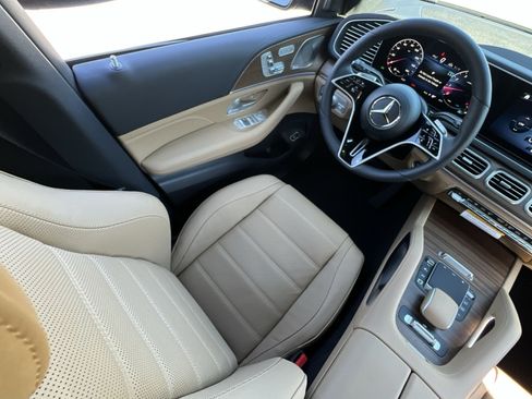 New 2026 Mercedes-Benz GLE 450 4MATIC image 16