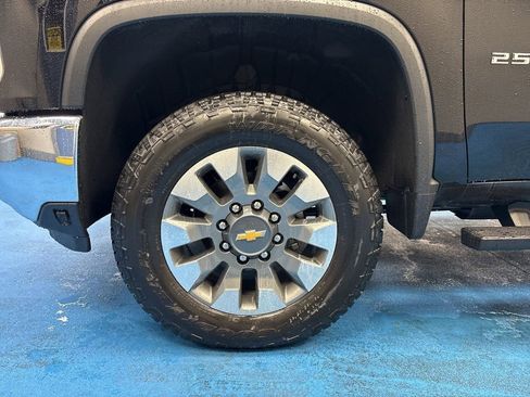 New 2026 Chevrolet Silverado 2500 LT w/ All Star Edition AWD/4WD image 14