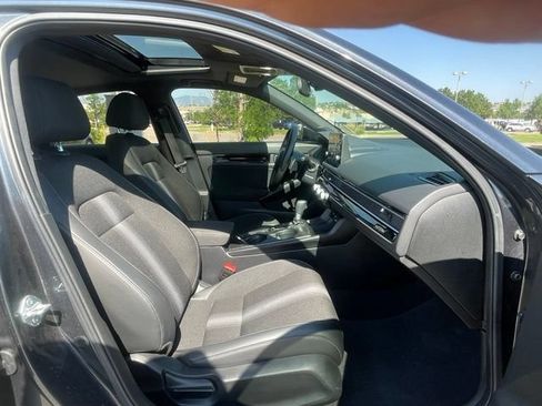 Used 2025 Honda Civic Sport image 33