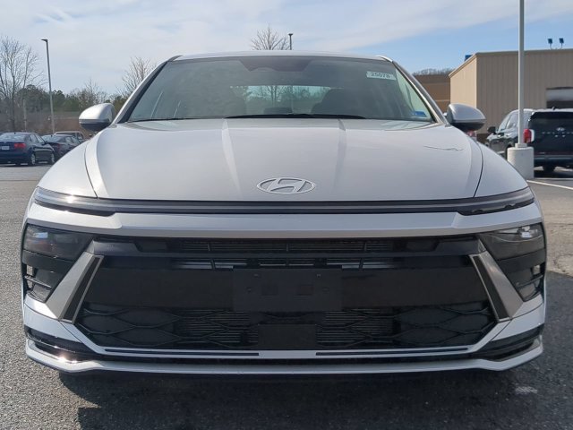 Used 2026 Hyundai Sonata SEL FWD image 8