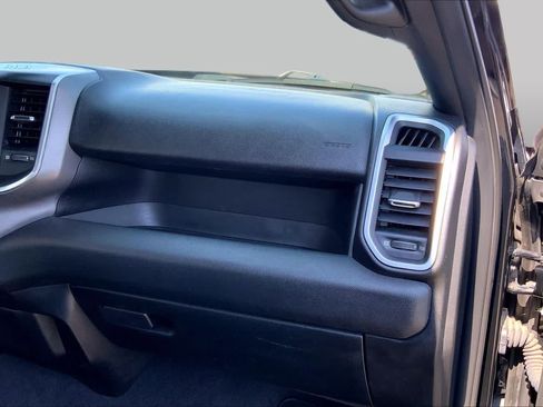 Used 2021 RAM 2500 Big Horn AWD/4WD image 18