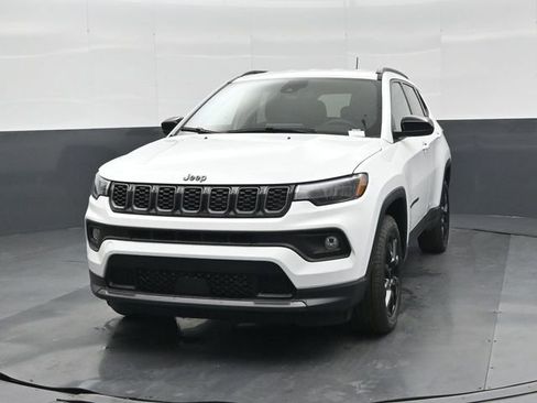 New 2026 Jeep Compass Latitude AWD/4WD image 8