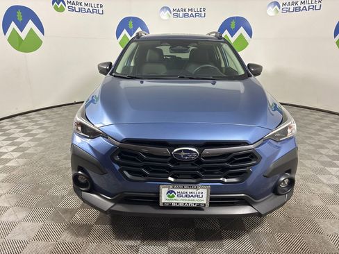 Used 2024 Subaru Crosstrek 2.0i Premium AWD/4WD image 2