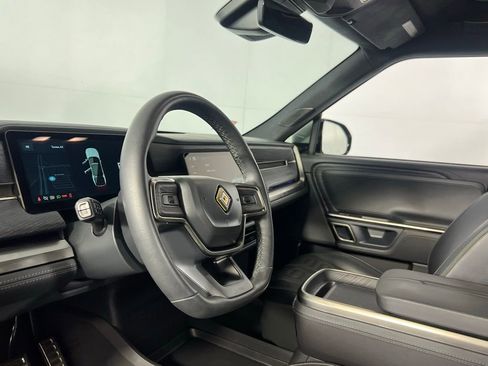Used 2024 Rivian R1S Adventure image 22