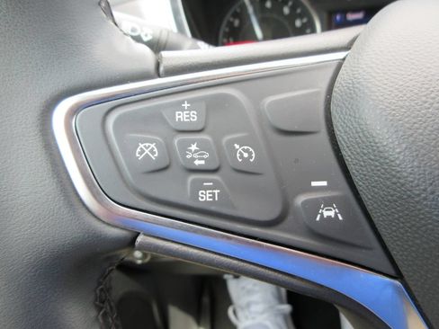 Used 2024 Chevrolet Equinox LT w/ LPO, Floor Liner Package FWD image 24