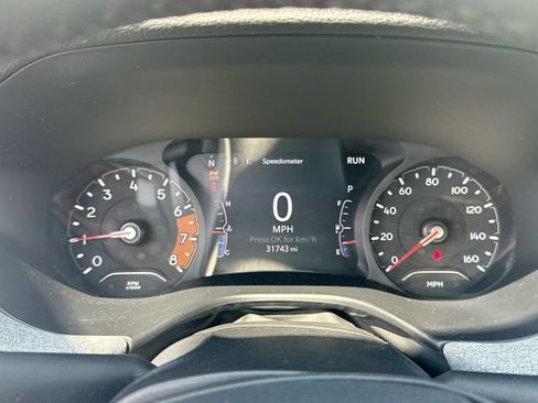Used 2023 Jeep Compass Latitude w/ Convenience Group AWD/4WD image 17