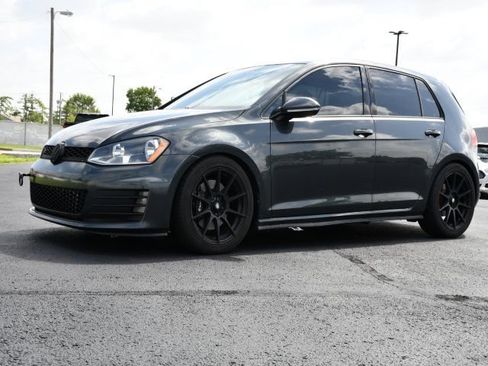 Used 2017 Volkswagen GTI S FWD image 3