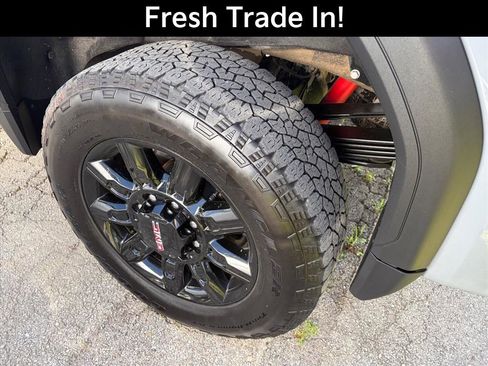 Used 2025 GMC Sierra 2500 AT4 w/ AT4 Premium Plus Package image 6