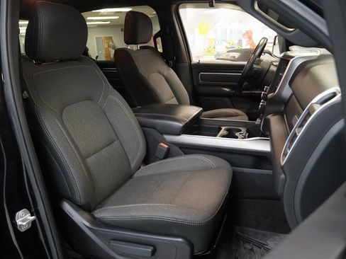 Used 2019 RAM 1500 Big Horn image 31