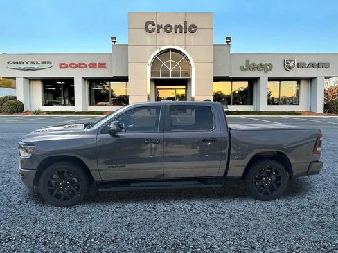 Used 2024 RAM 1500 Laramie AWD/4WD image 6