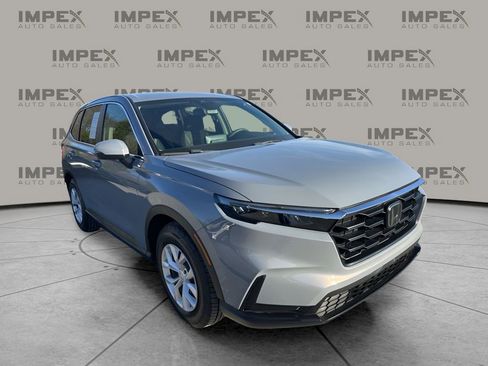 Used 2024 Honda CR-V LX image 7