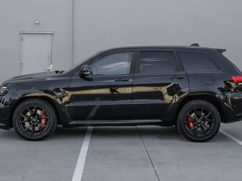 Used 2020 Jeep Grand Cherokee SRT AWD/4WD image 17