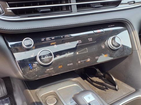 Used 2024 INFINITI QX60 Luxe AWD/4WD image 14