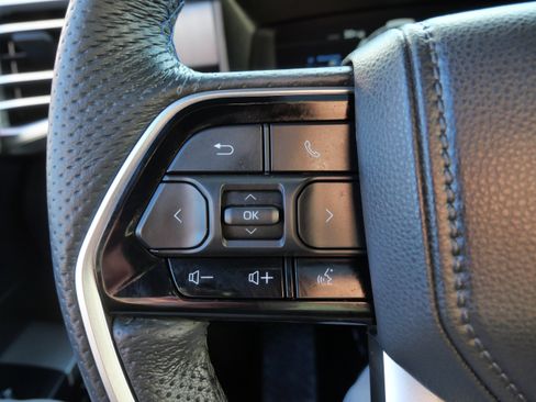 Used 2025 Toyota Tundra Platinum image 27