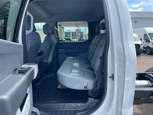 New 2026 Ford F350 XL w/ XL Chrome Package image 56