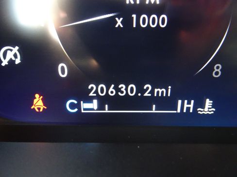 Used 2022 Lincoln Nautilus Reserve w/ Equipment Group 202A image 23