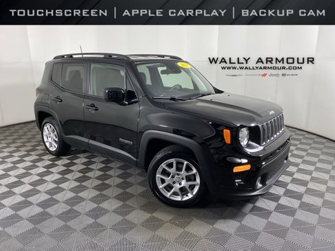 Used 2021 Jeep Renegade Latitude FWD image 1