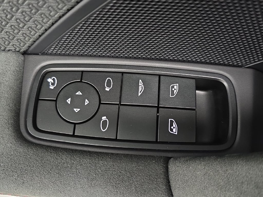 Certified 2025 Porsche 911 Carrera 4 GTS AWD/4WD image 24