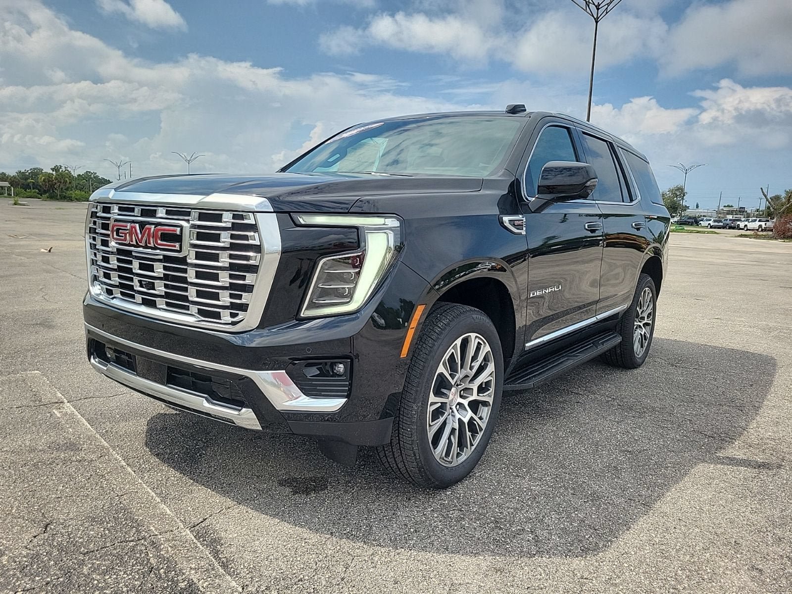 New 2026 GMC Yukon Denali RWD image 2