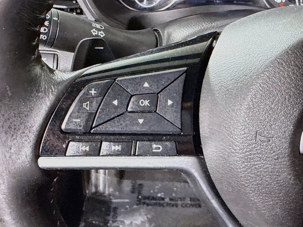 Used 2023 Nissan Altima 2.5 SR FWD image 13