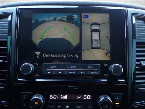 Used 2020 Nissan Titan PRO-4X w/ Pro-4x Convenience Package AWD/4WD image 17