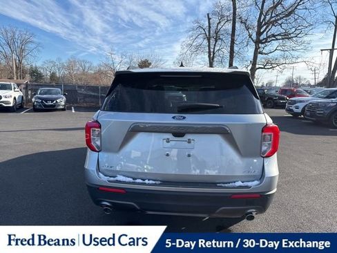 Certified 2022 Ford Explorer XLT w/ Equipment Group 202A image 6