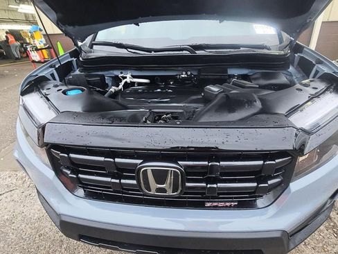 Used 2024 Honda Ridgeline Sport image 8